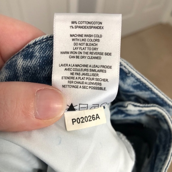 Vigoss Miley Pop Crop Denim Jeans Size 28 Light Wash Raw Hem - Picture 10 of 14